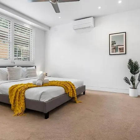 Tranquil Apartment In The City Newcastle Exterior photo
